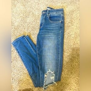 Levi’s 721 High Rise Distressed Skinny Jean 24